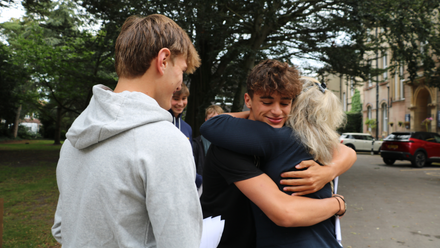 Bournemouth Collegiate - IMG_1112.png