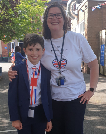 Walter organises Jubilee Markets (20230625-234119).png